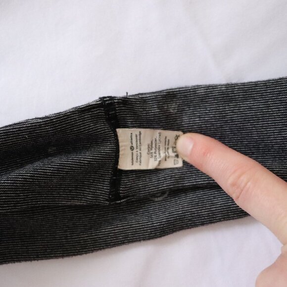 Lululemon Women's Grey US OS Stretch Slip Resistant Round Activewear Headbands - Picture 10 of 11
